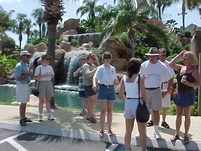 fri-006S.jpg (50929 bytes)