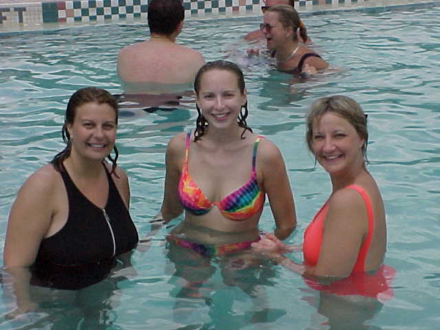 fri-025S.jpg (39085 bytes)